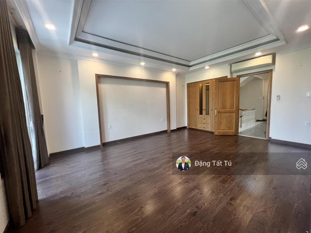 Full giỏ hàng thuê giá tốt lakeview city  nhà phố giá 28tr/th  shophouse song hành giá 40tr/th.