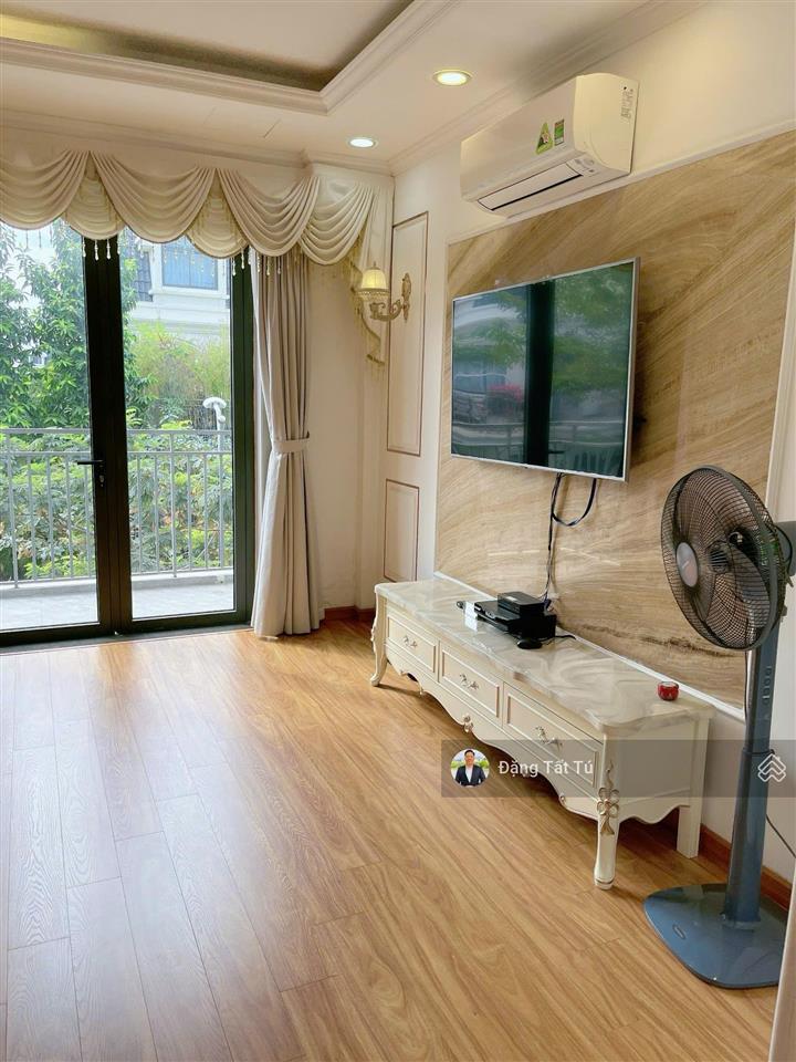 Full giỏ hàng thuê giá tốt lakeview city  nhà phố giá 28tr/th  shophouse song hành giá 40tr/th.