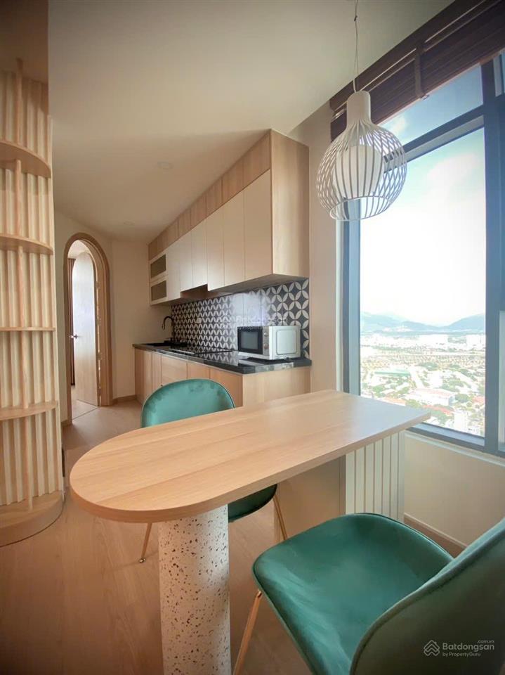 Bán căn 1 ngủ 47m2 view trực diện biển 60 trần phú nha trang giá 2,9tỷ bao phí