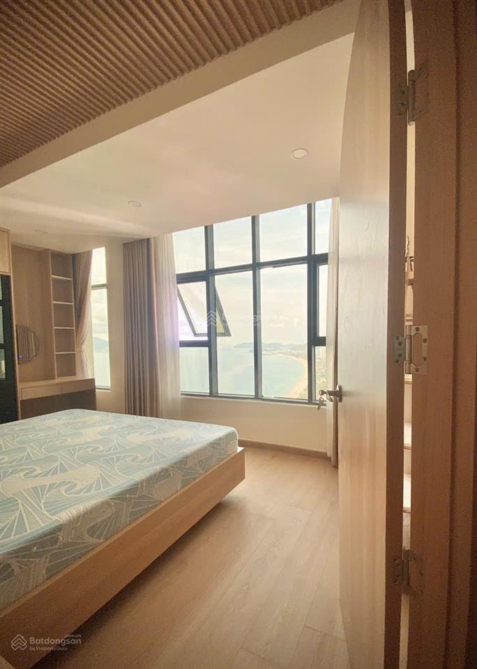Bán căn 1 ngủ 47m2 view trực diện biển 60 trần phú nha trang giá 2,9tỷ bao phí
