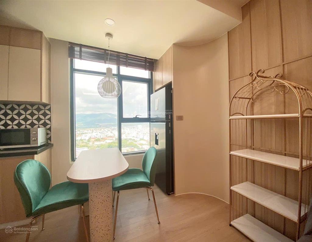 Bán căn 1 ngủ 47m2 view trực diện biển 60 trần phú nha trang giá 2,9tỷ bao phí