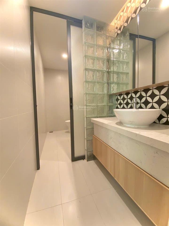 Bán căn 1 ngủ 47m2 view trực diện biển 60 trần phú nha trang giá 2,9tỷ bao phí