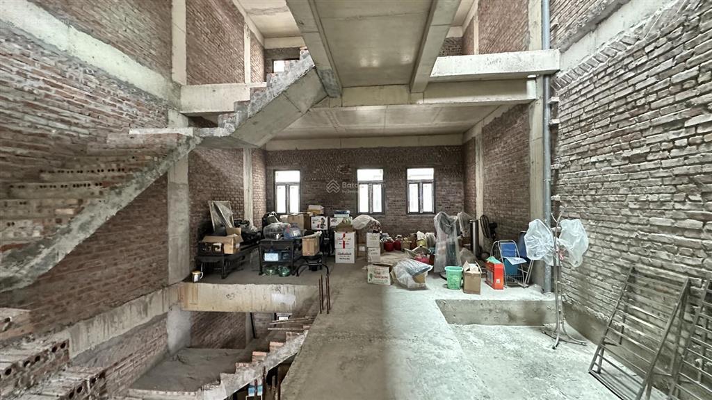 Bán căn liền kề thô hướng đông bắc gần sông 87,5m2 giá 11,3 tỷ