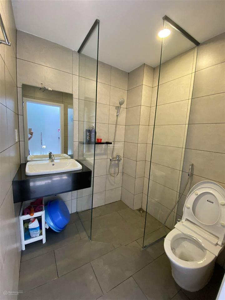 Bán nhà riêng tại lê văn duyệt, chỉ 6,5 tỷ, 60m2, 2pn, 2wc, hẻm rộng xe hơi vào, sổ hồng đầy đủ
