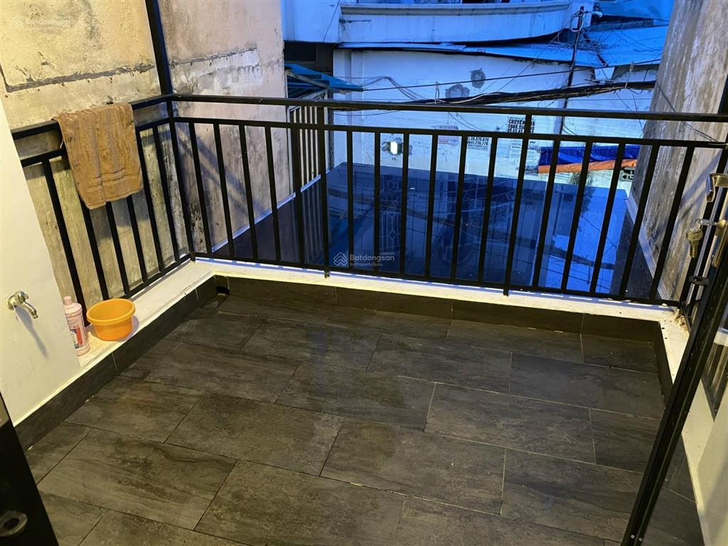 Bán nhà riêng tại lê văn duyệt, chỉ 6,5 tỷ, 60m2, 2pn, 2wc, hẻm rộng xe hơi vào, sổ hồng đầy đủ