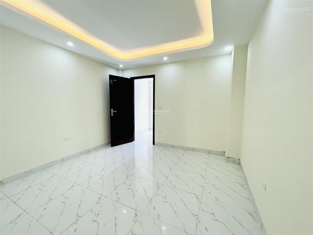 Chinh chủ bán nhà riêng 5 tầng 38m2 tại ngõ 645 vũ tông phan, khương đình, hà nội