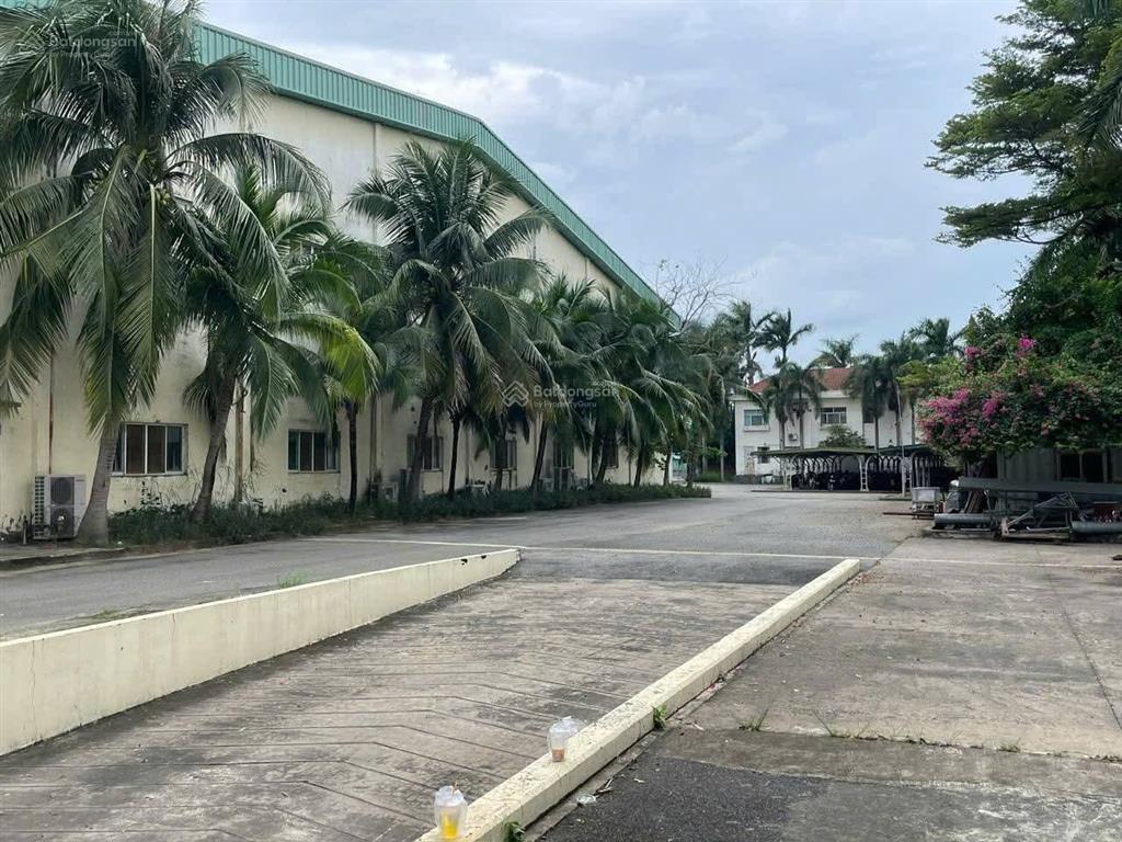Cho thuê xưởng độc lập 15.000m2 tại kcn tam phước. mr hưng 0918 283 ***