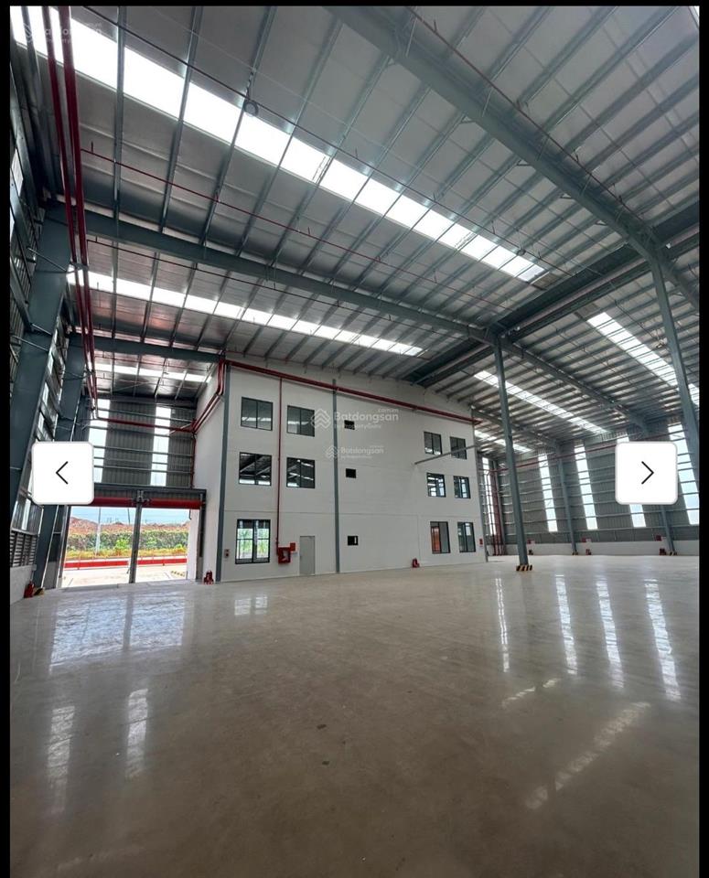 Cho thuê kho xưởng kcn dầu giây, dt 3500m2 giá 85.000đ/m2/th