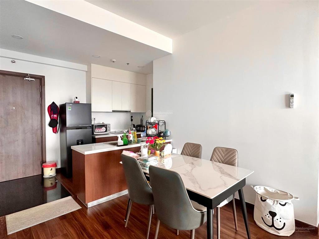 Cần bán căn hộ mizuki park. căn 95m2/3pn full nội thấtsẵn sổ hồngview quảng trường. giá 5,8 tỷ.
