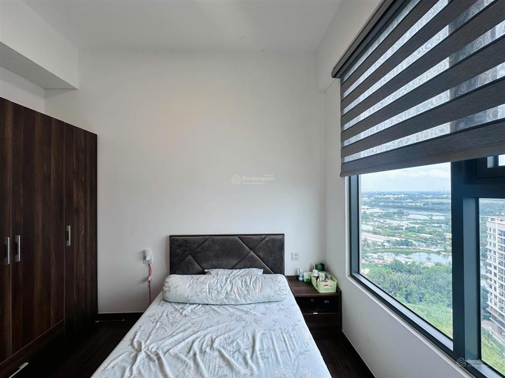 Cần bán căn hộ mizuki park. căn 95m2/3pn full nội thấtsẵn sổ hồngview quảng trường. giá 5,8 tỷ.
