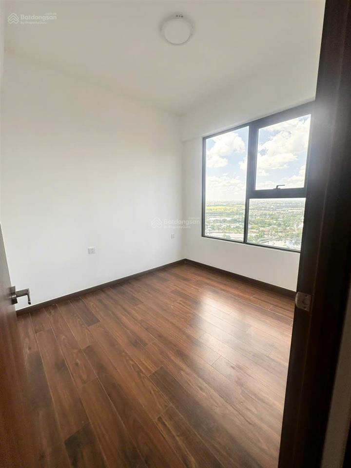 Cần bán căn hộ mizuki parkblock mp678, căn 95m2 3pn2wc. sẵn sổ hồng. giá 5,3 tỷ (còn thương lượng)