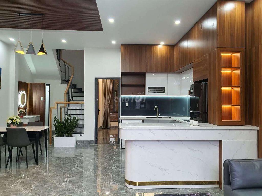 NNHÀ 3 TẦNG HIỆN ĐẠI – MT TÔ HIỆU KHU KINH DOANH SẦM UẤT