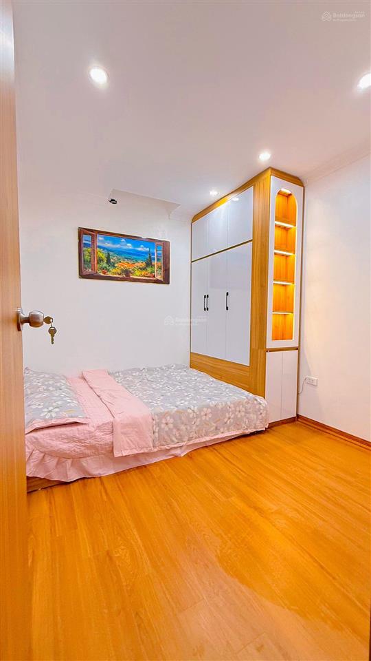 Chung cư 5a, mặt đường lê đức thọ 71m/75m  3 ngủ  2wc  full đồ, tầng trung, 6,91 tỷ