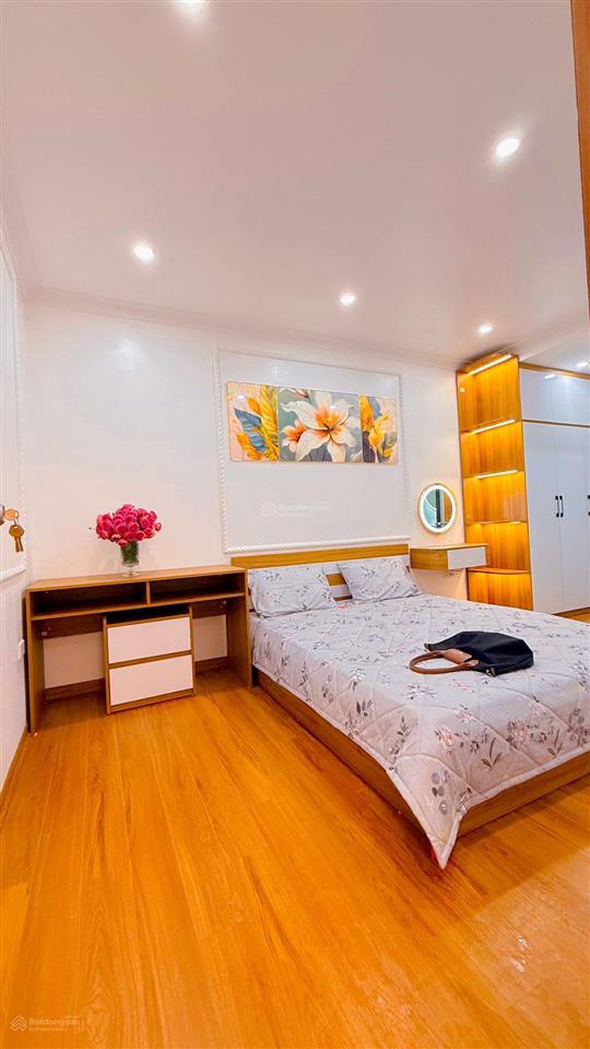 Chung cư 5a, mặt đường lê đức thọ 71m/75m  3 ngủ  2wc  full đồ, tầng trung, 6,91 tỷ