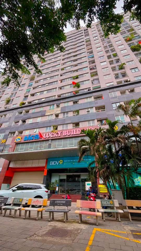 Chính chủ bán CH Chung cư Bắc Hà LucKy, 70m2, 2N, 2wc, Full NT, giá 6.65 tỷ 0969693855.