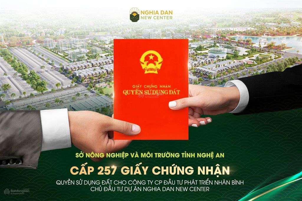 Bán biệt thự mặt đường 23m giao 32m ngay tại vòng xuyến
