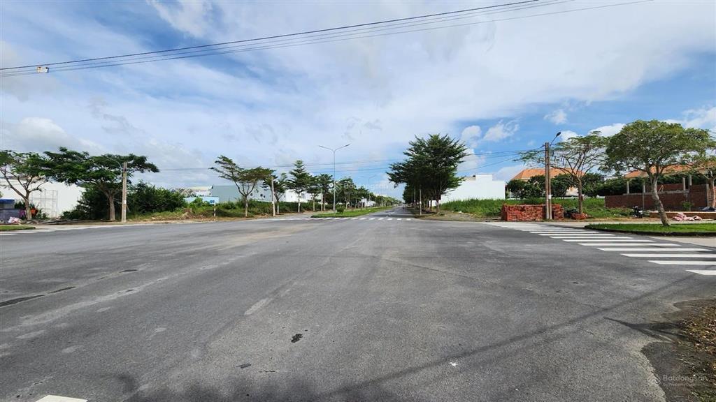 Đất dự án entiz hưng lộc, đường 35m  vị trí siêu đẹp