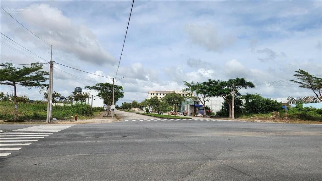 Đất dự án entiz hưng lộc, đường 35m  vị trí siêu đẹp