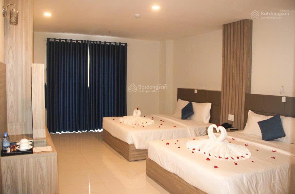 Bán khách sạn 3 sao mặt tiền lý thường kiệt  nha trang