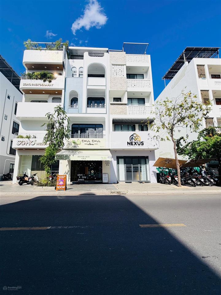 Bán nhà mặt tiền thích quảng đức, hà quang 2