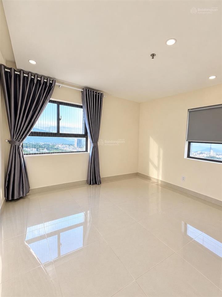 Bán căn hộ ct3 căn góc cực đẹp view hồ và công viên