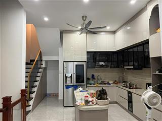 Bán nhà phố siêu đẹp mặt tiền đường lê chân