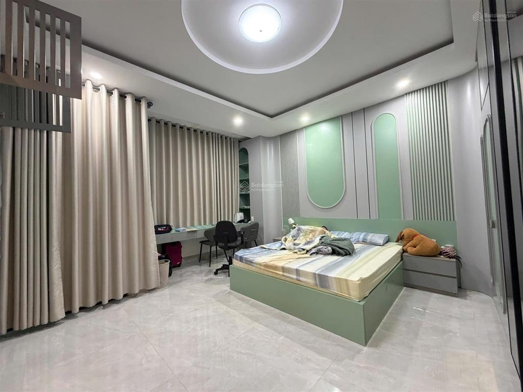 Bán nhà phố siêu đẹp mặt tiền đường lê chân
