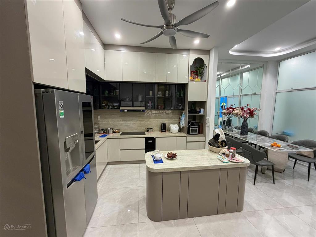 Bán nhà phố siêu đẹp mặt tiền đường lê chân