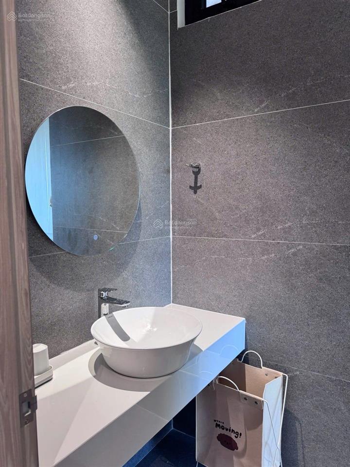 Giảm nhanh 500 triệu cần bán gấp nhà view công viên cách biển 300m