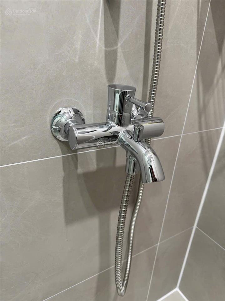 Nhà 5 tầng, mặt tiền đào duy từ, p. xuân hương  đà lạt