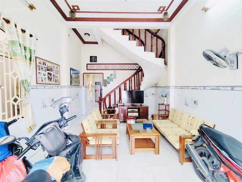 Bán nhà 2 tầng (4 pn) dt 75m2 mt 13m có lề khu họ lê , giá nhỉnh 8 tỷ