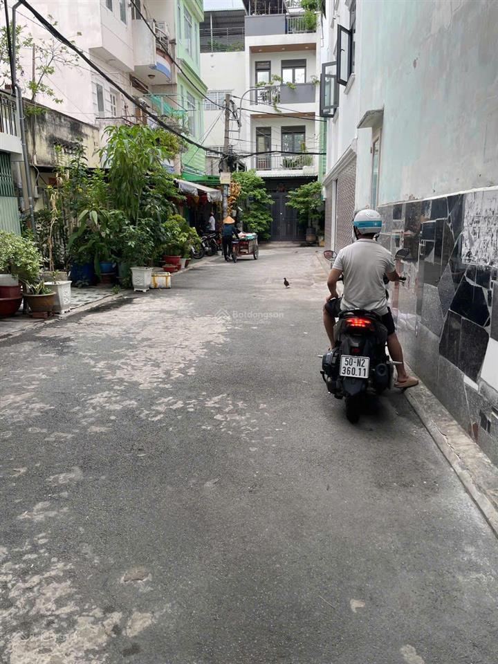 Bán nhà đường hòa bình,hẻm nhựa 6m, xe tải đỗ cửa, gần đầm sen, 32m2, 2 tầng, giá nhỉnh 4 tỷ