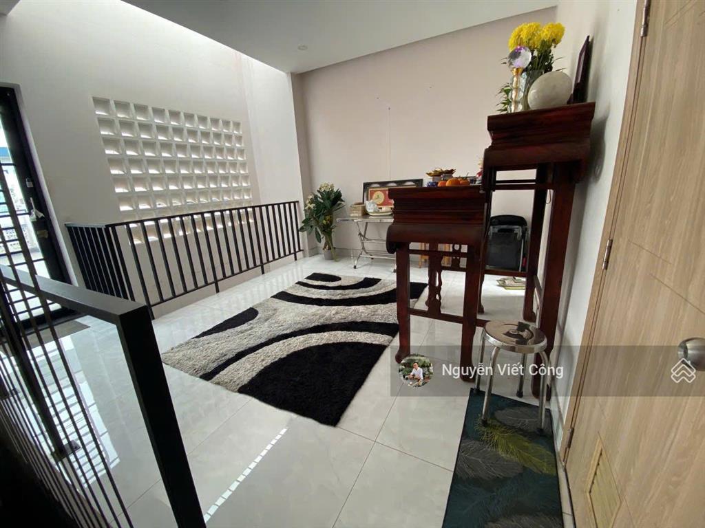 Bán nhà 3 tầng 97m2 ngay khu 389 quốc lộ 13 khu văn phòng chính phủ, sát vạn phúc city, hiệp bình