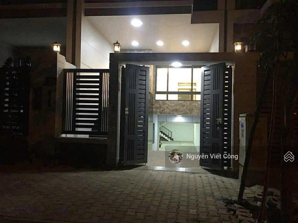 Nhà phố (5x23m) 1 hầm 4 lầu có thang máy tại kđt vạn phúc city  p. hiệp bình  tp. hcm