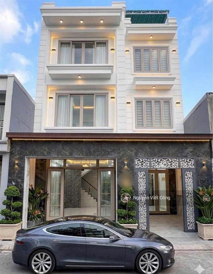 Nhà mới ngang khủng (8m x 10m)  ngay chợ hiệp bình  hiệp bình chánh. gần gigamall, đại học luật