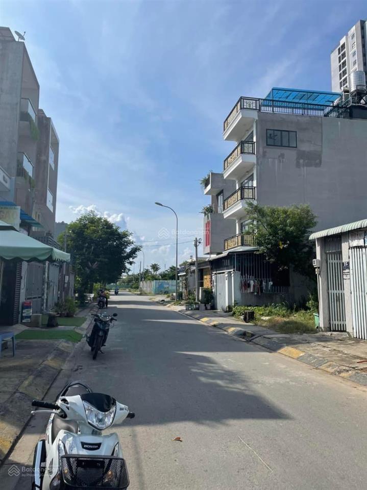 Ngộp bank! bán đất (4,5x25m~119m2) mặt tiền đường kdc lan phương tam bình, thủ đức  giá chỉ 9,3 tỷ