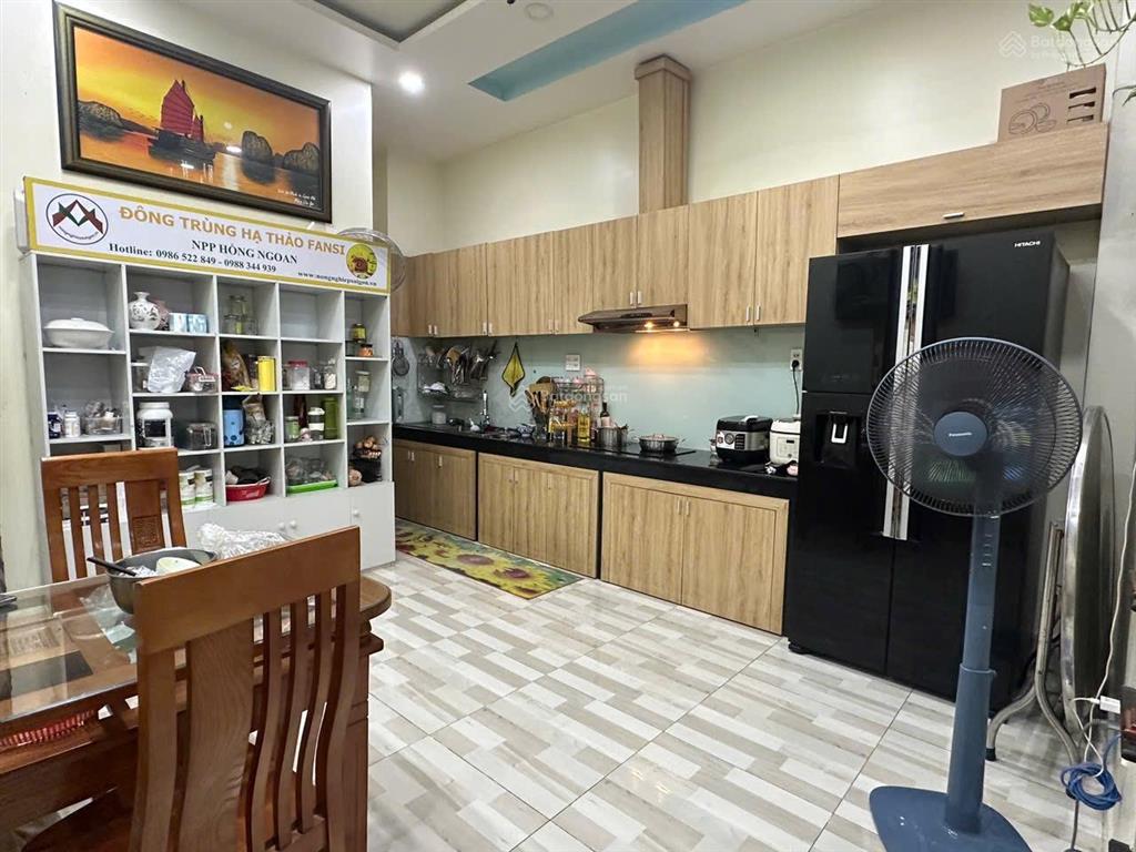 Bán nhà 1 trệt 2 lầu sát kdc hồng long, đường hiệp bình, p. hiệp bình, tp hcm