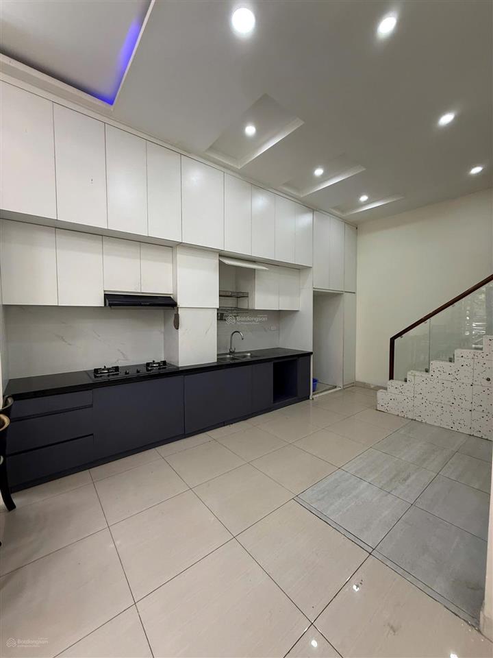Bán nhà 3 tầng (4,5x12m) đường số 8. phường hiệp bình phước, thành phố thủ đức, tp hồ chí minh