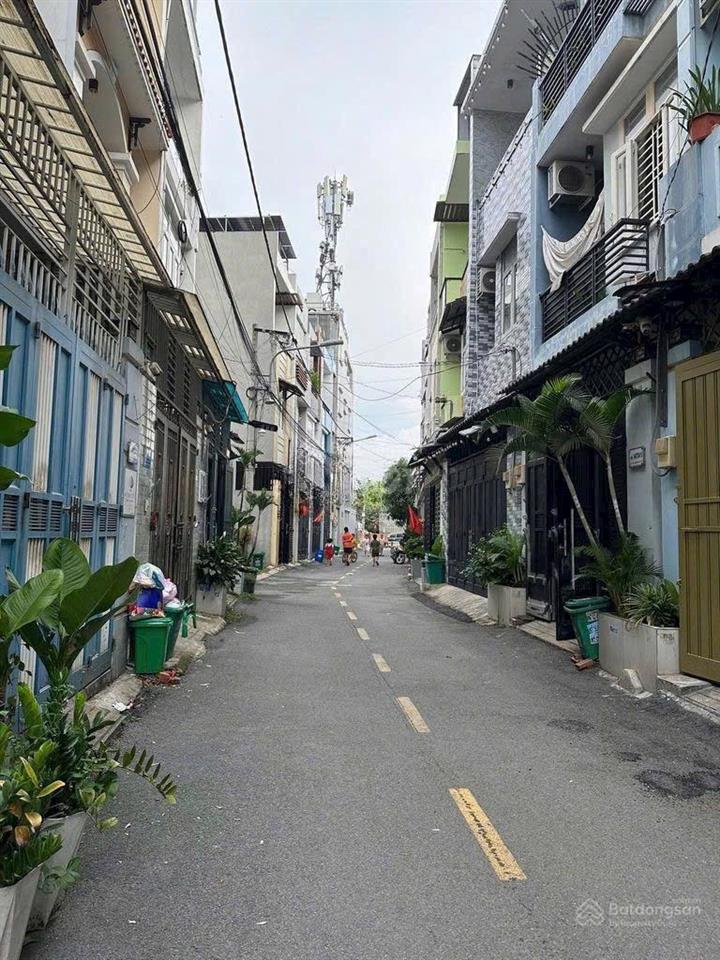 Bán nhà đẹp 1 trệt 2 lầu (4x15m) kế khu hồng long, phường hiệp bình, tp thủ đức