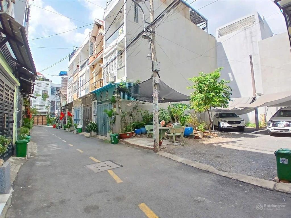 Bán nhà đẹp 1 trệt 2 lầu (4x15m) kế khu hồng long, phường hiệp bình, tp thủ đức