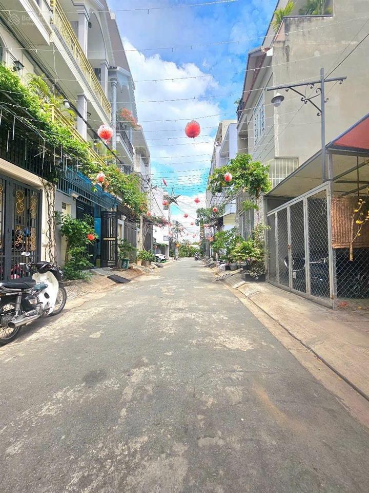 Bán lô đất 60m2 thổ cư thuộc kdc hẻm 808 ql13 hiệp bình phước, tp thủ đức