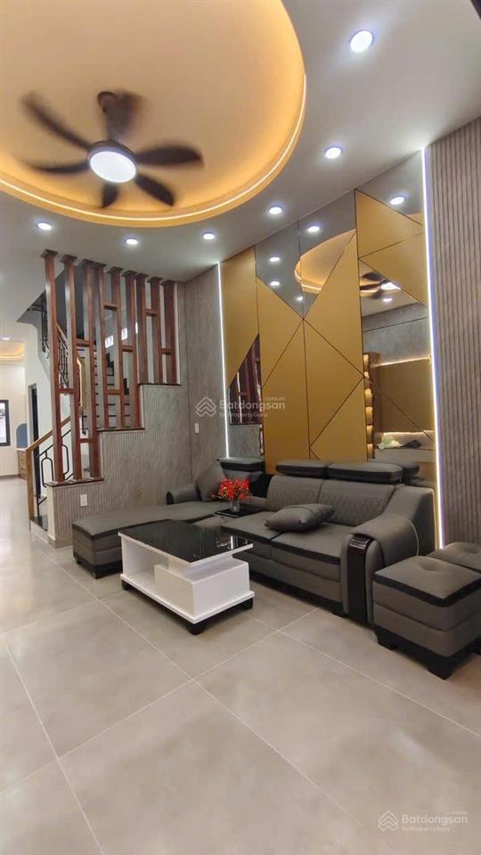Nhà 3 tầng (4x15m ~ 60m2) ngay gigamall, chợ hiệp bình  hiệp bình chánh, thủ đức