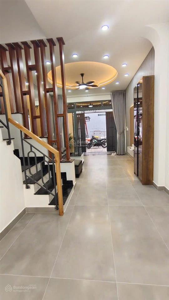 Nhà 3 tầng (4x15m ~ 60m2) ngay gigamall, chợ hiệp bình  hiệp bình chánh, thủ đức