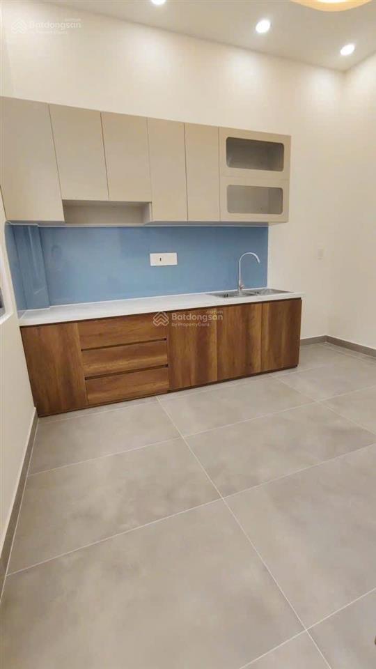 Nhà 3 tầng (4x15m ~ 60m2) ngay gigamall, chợ hiệp bình  hiệp bình chánh, thủ đức