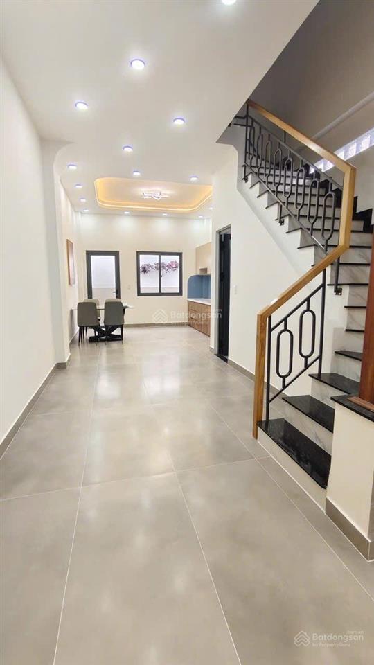 Nhà 3 tầng (4x15m ~ 60m2) ngay gigamall, chợ hiệp bình  hiệp bình chánh, thủ đức