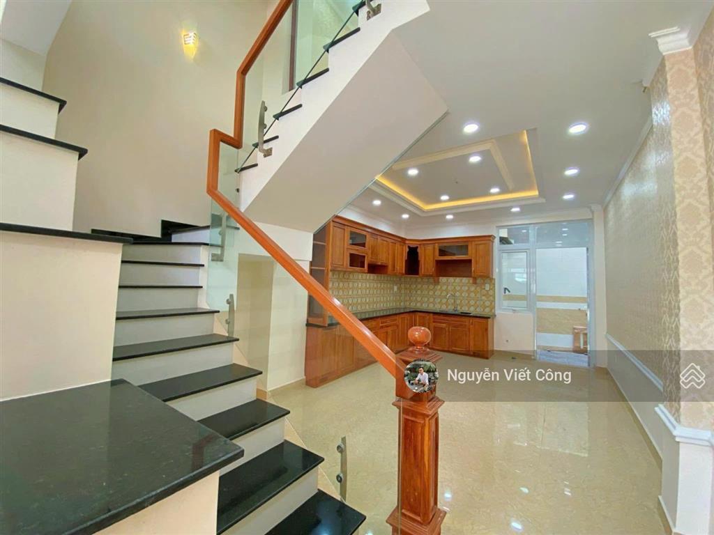 Nhà 3 tầng mới đẹp | hiệp bình phước | 4,1x20m | hẻm ô tô 6m | sát mặt tiền quốc lộ 13 | chỉ 6.3 tỷ