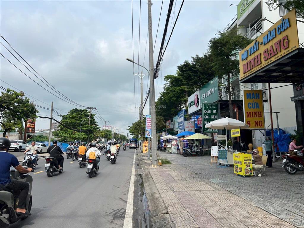 Bán nhà mặt tiền đường số 3  khu thanh niên ngay đường hiệp bình, hiệp bình phước
