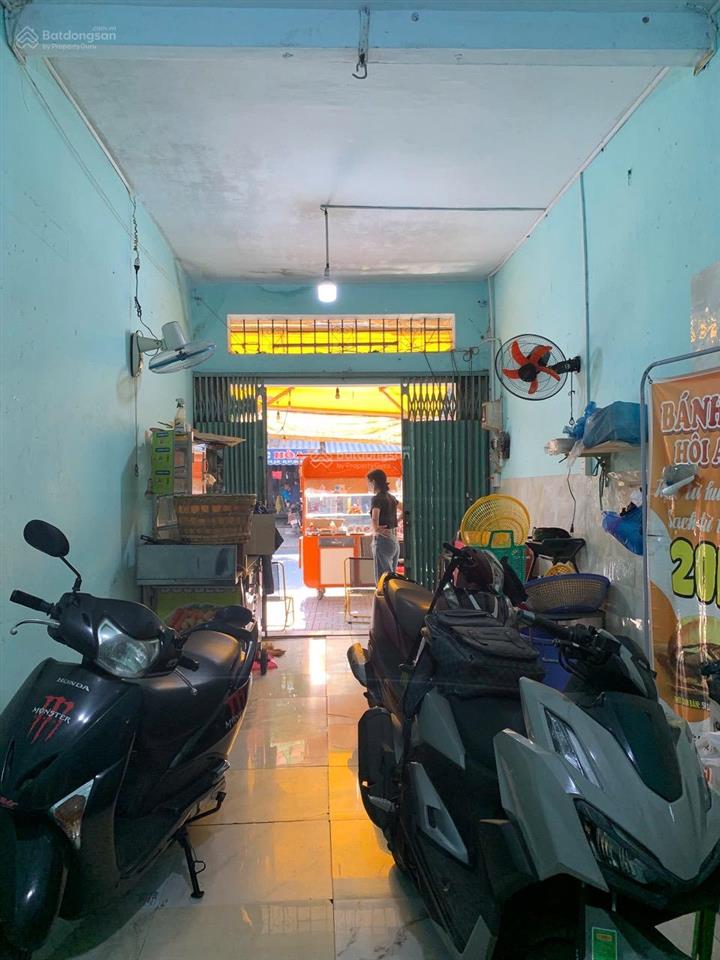 Bán nhà mt thống nhất p. 13 q. gv, dt 3,03 x 14,9m, dtcn 58,3 m2, giá 9 tỷ tl