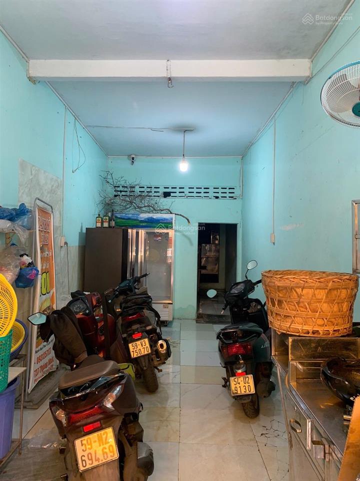 Bán nhà mt thống nhất p. 13 q. gv, dt 3,03 x 14,9m, dtcn 58,3 m2, giá 9 tỷ tl