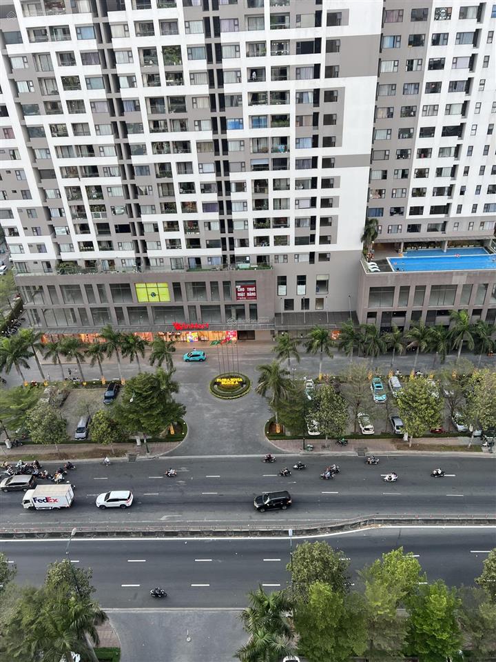 Chính chủ gởi cho thuê căn hộ flora novia cách đại học ngân hàng 900m